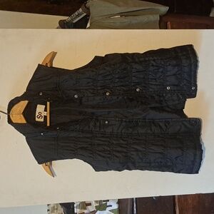 SO women's black full zip closure collard vest medium.